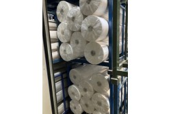 Sonderposten Weiße Non-Woven Vlies 20.000 MTR
