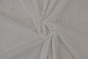 Tüll schwer entflammbar weich + 300 cm breit!