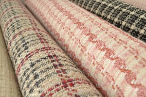 Wolle Chenille (bouclé) 1/2