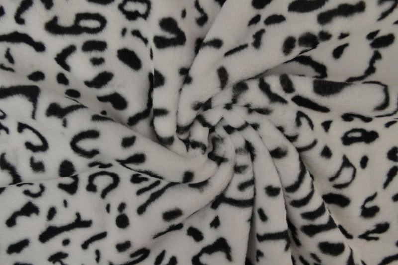 faux fur print 03-02