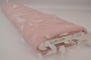 Mesh feather and pearls 09-19 old pink