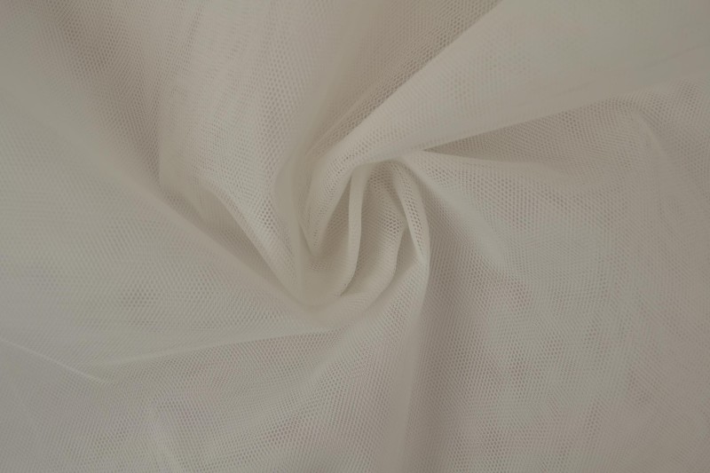 FR-1 tulle 300cm 02 off-white