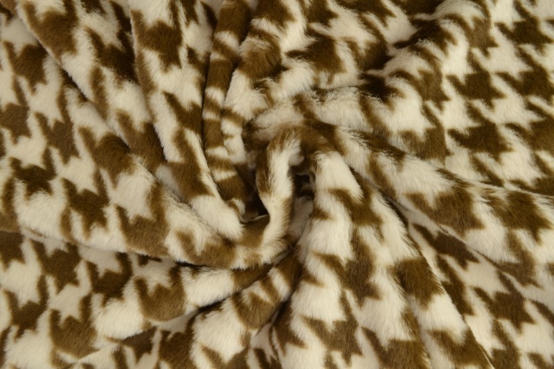 faux fur print 10-01